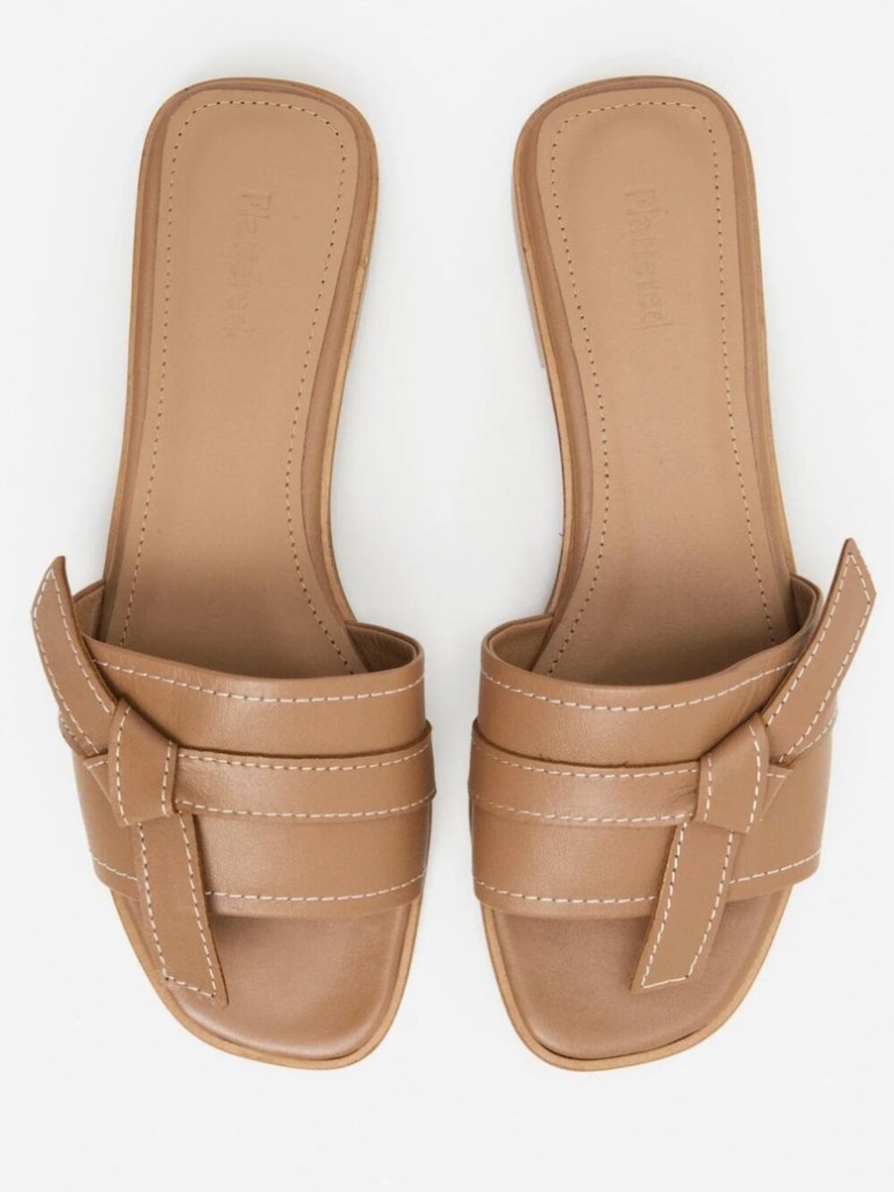 Flattered knot sandal. size 8.5